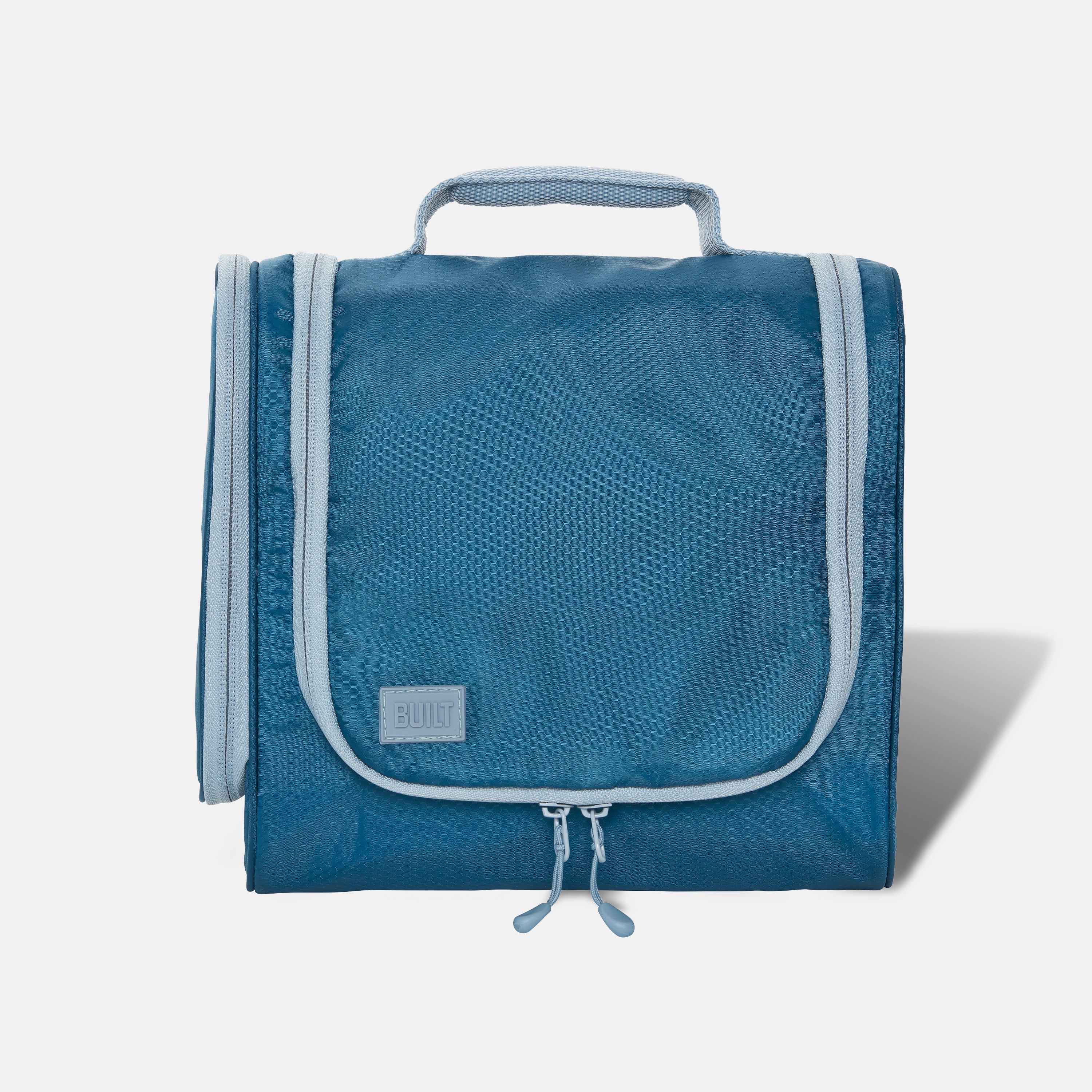 Toiletry Hanging Kit Built NY Costco